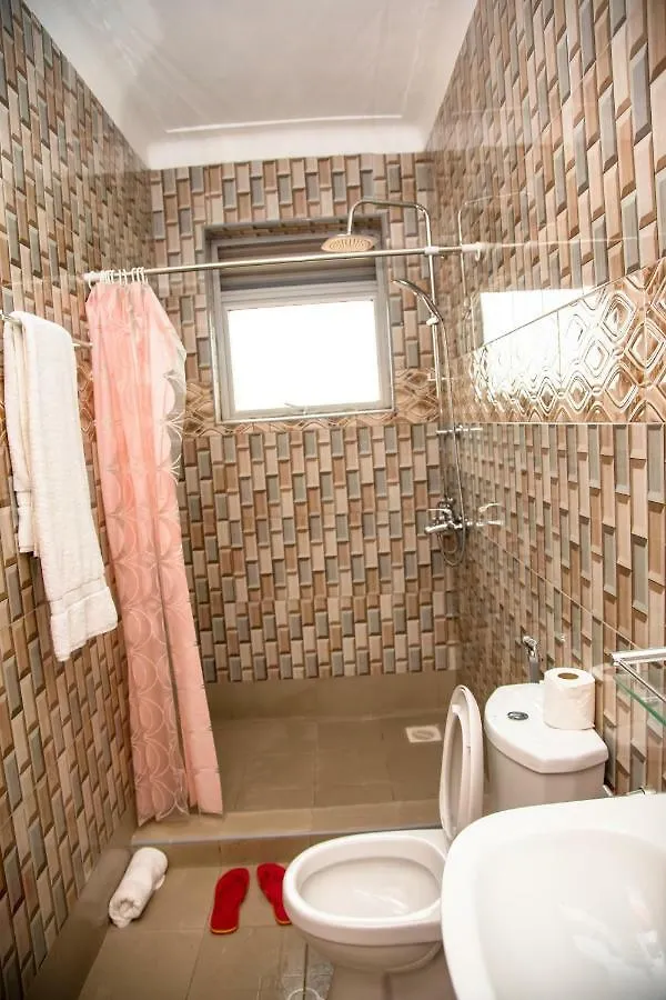 Izera Serviced Suites Кампала Апартаменты